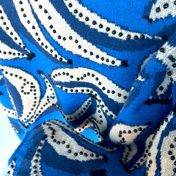 Banana Flowers Sweater Top- Farm Rio - Picture 4 of 5